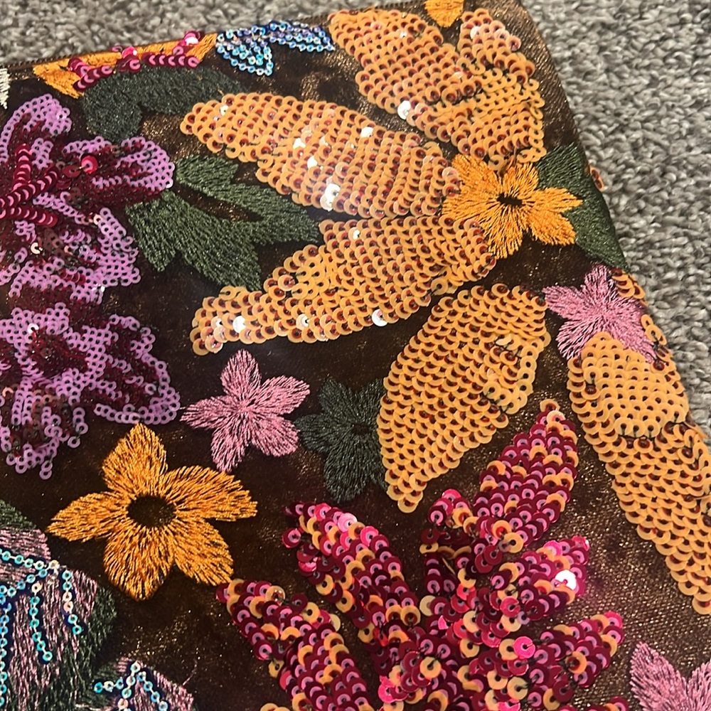 NWT SHEIN Floral Zip Pouch Cosmetic Bag Storage Zipper Wristlet - Picture 6 of 14